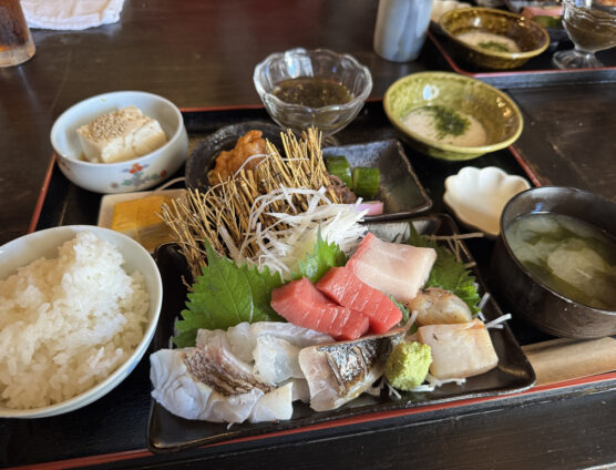 『金そば』～居酒屋まるまさ　朝定食編～